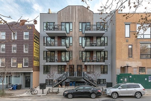 852 Metropolitan Avenue - Photo 11