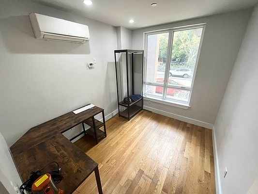 852 Metropolitan Avenue - Photo 1
