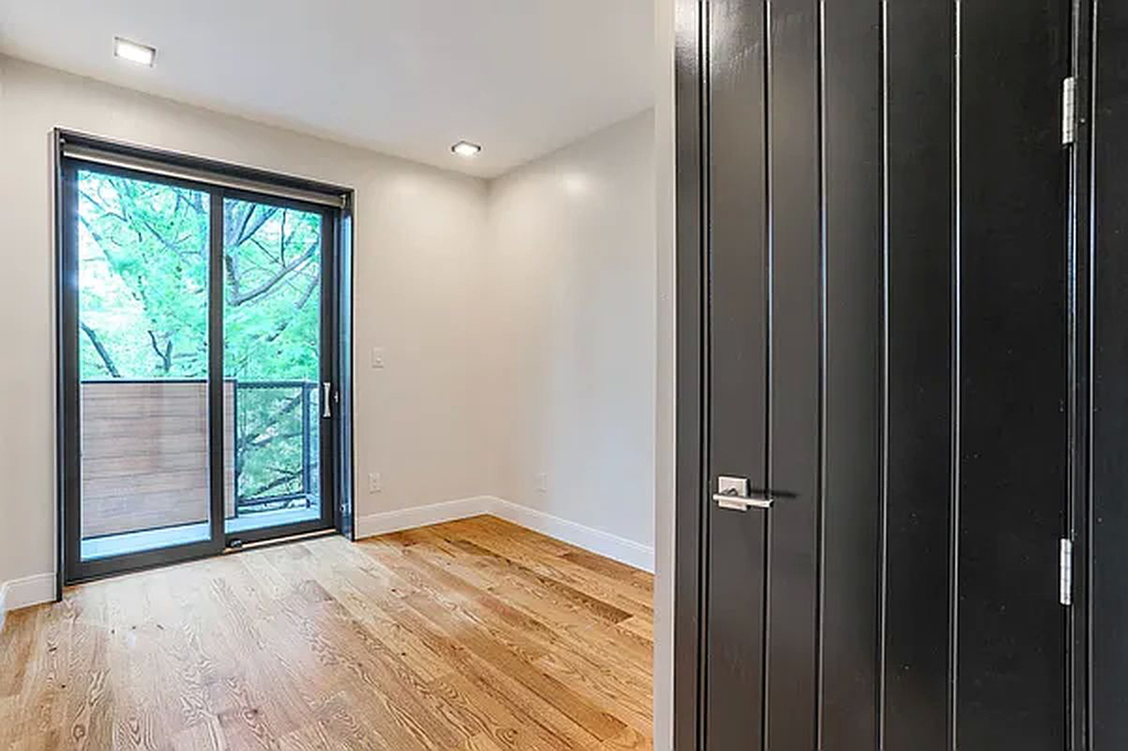 691 Chauncey Street - Photo 2