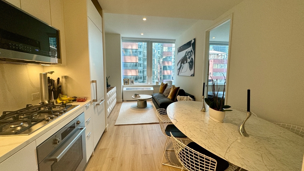 160 Water Street - Photo 2