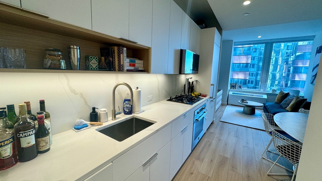 160 Water Street - Photo 4