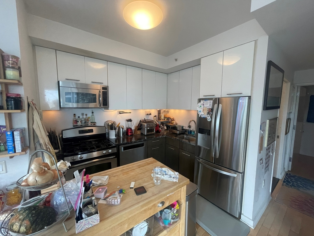 230 Ashland Place - Photo 6