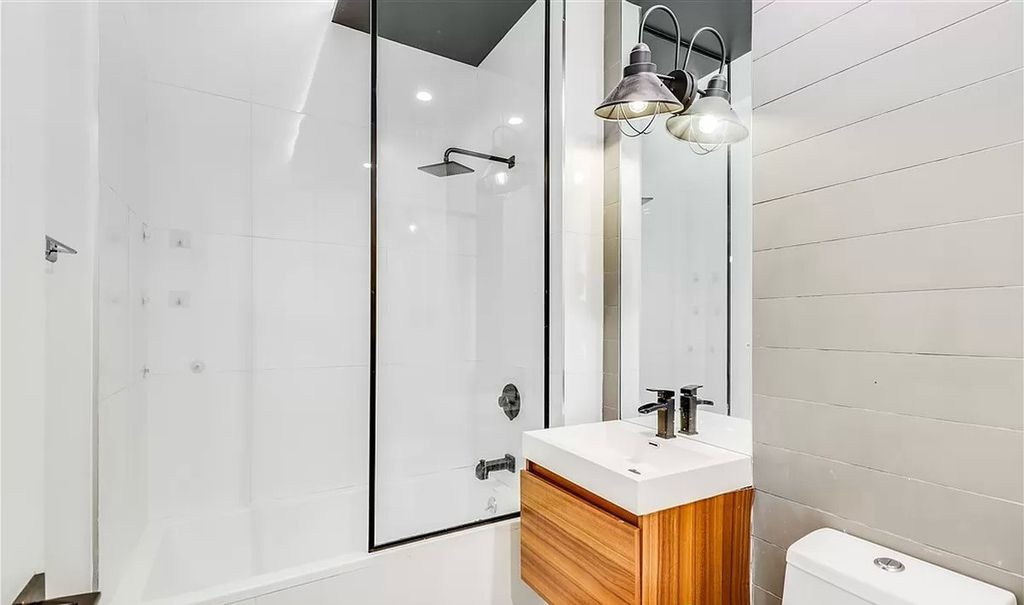 894 Bushwick Avenue - Photo 2