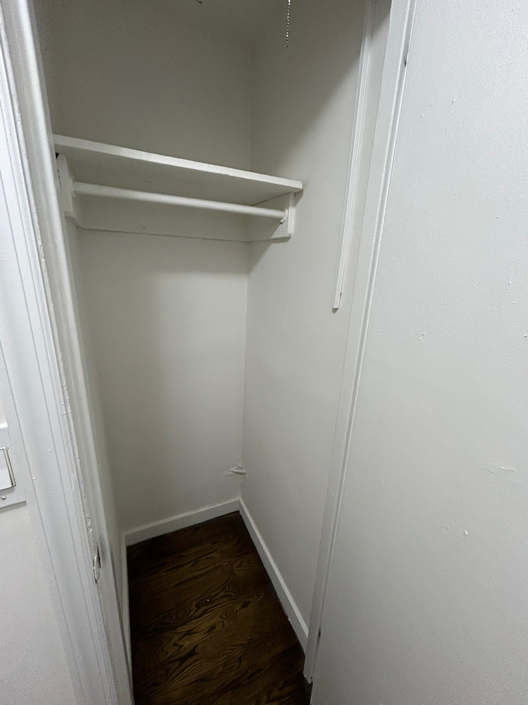 30 Clinton Street  - Photo 4