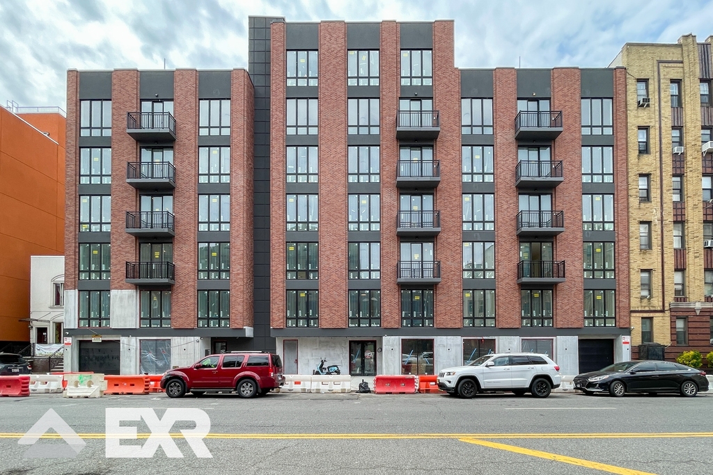 1946 Ocean Avenue - Photo 17