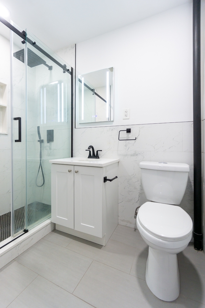 319 East 5th Street - Photo 5