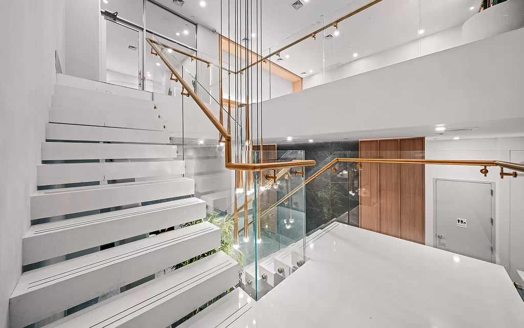 597 Grand Street - Photo 14