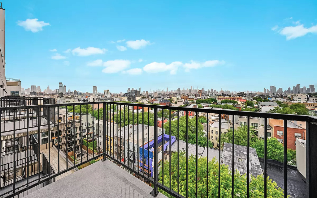 597 Grand Street - Photo 4