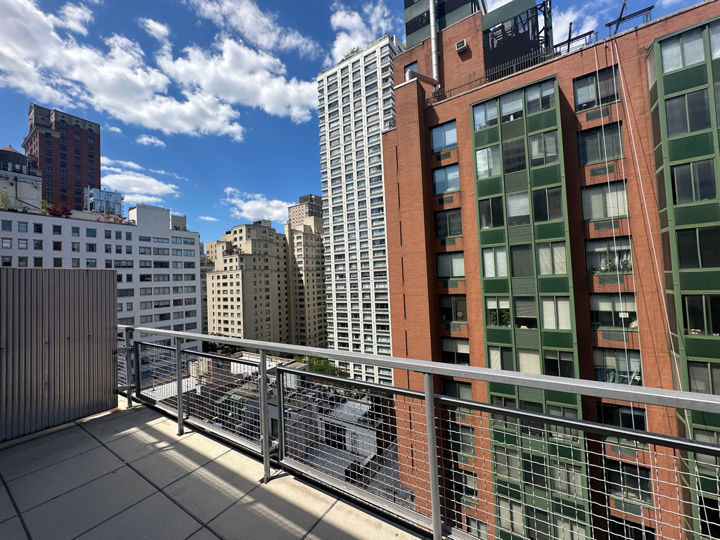 219 East 69th Street - Photo 12