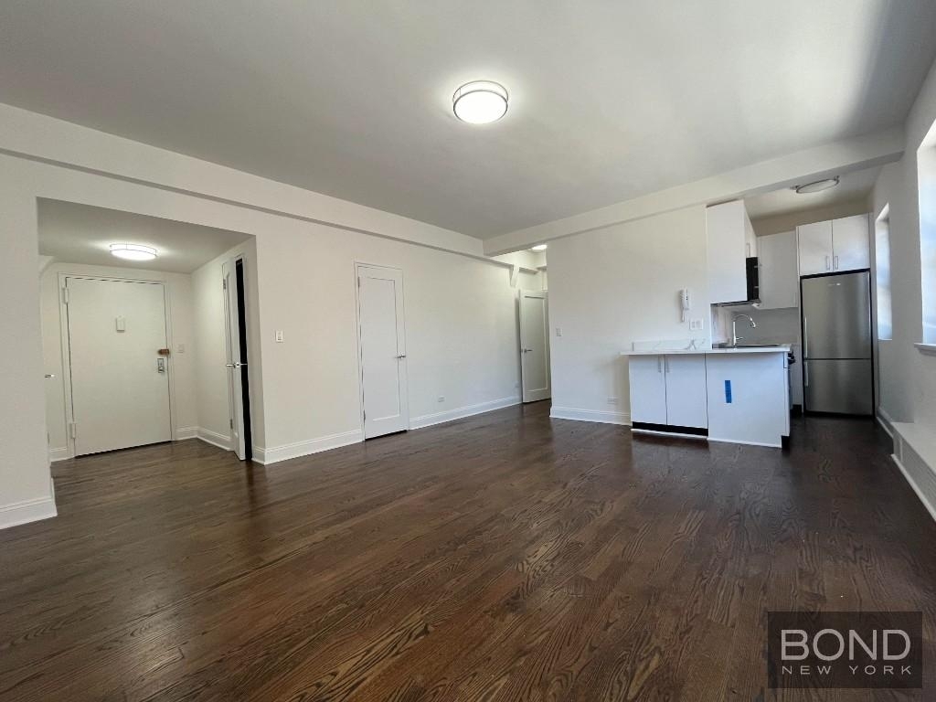 219 East 69th Street - Photo 2