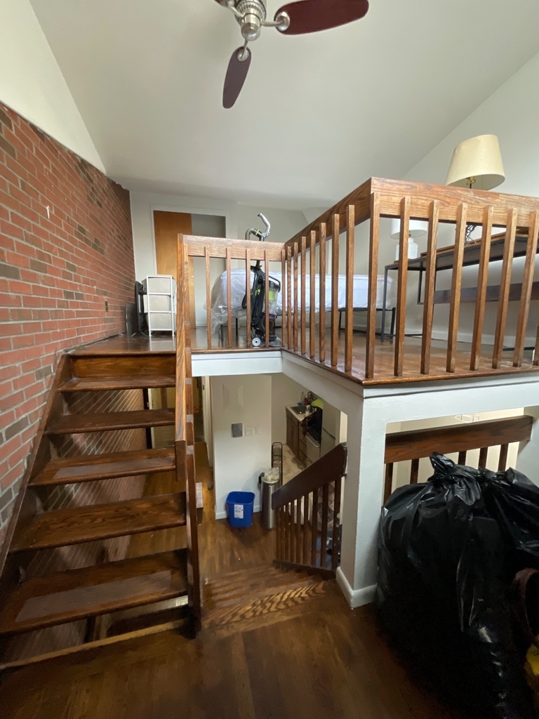 E 88th and Lexington  - Photo 2