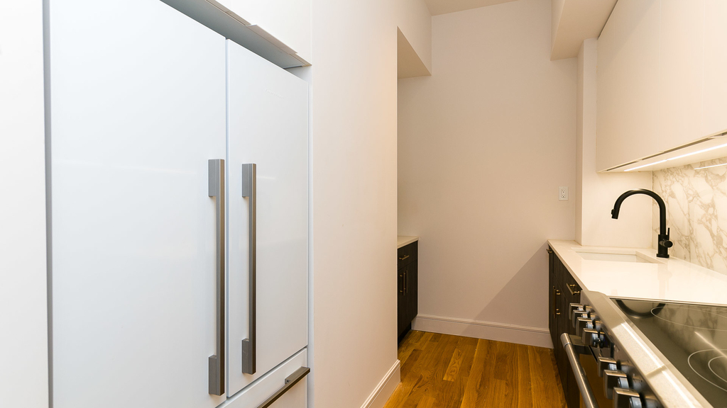 321 Wythe Avenue - Photo 7