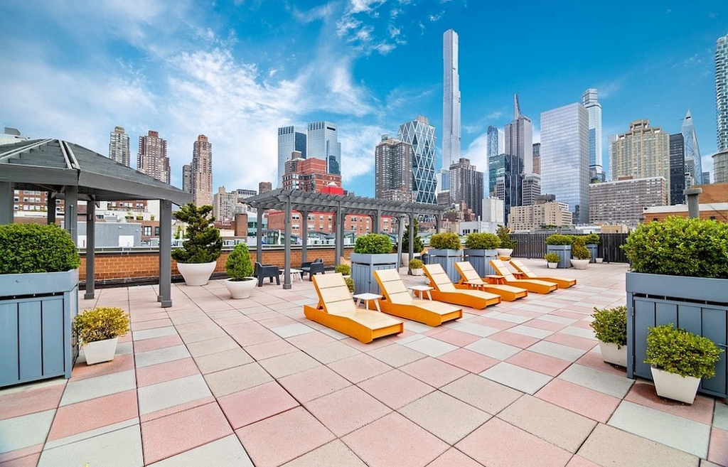 West 53rd Street - Photo 0