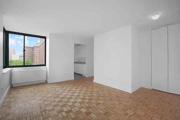 West 60th Street - Photo 2