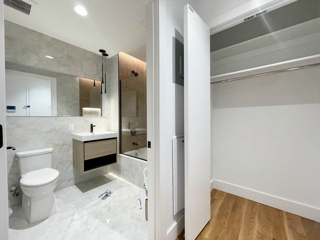 807 Washington Avenue - Photo 9