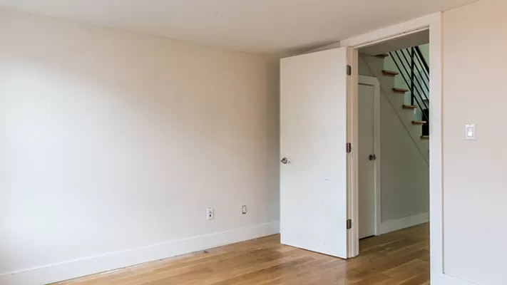 338 Melrose Street - Photo 7