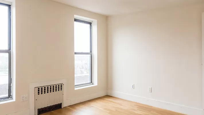 338 Melrose Street - Photo 9