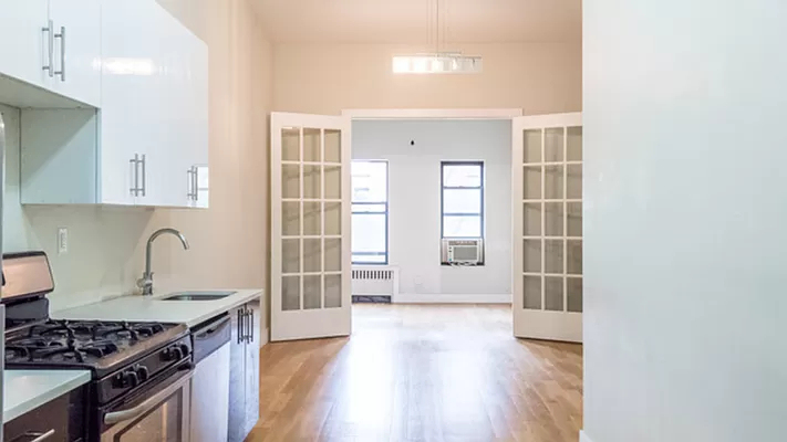 338 Melrose Street - Photo 4