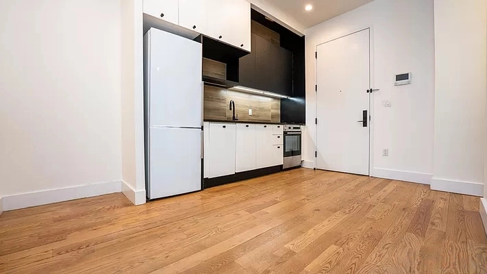1503 Jefferson Avenue - Photo 1