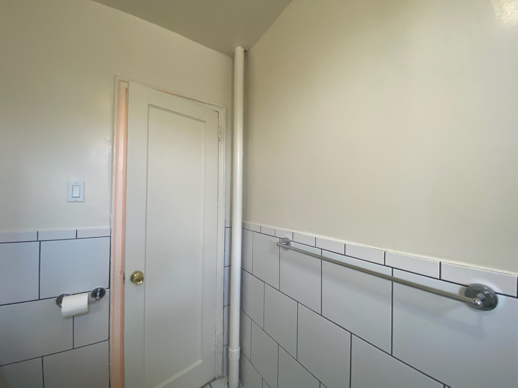 118-14 83rd Avenue - Photo 10