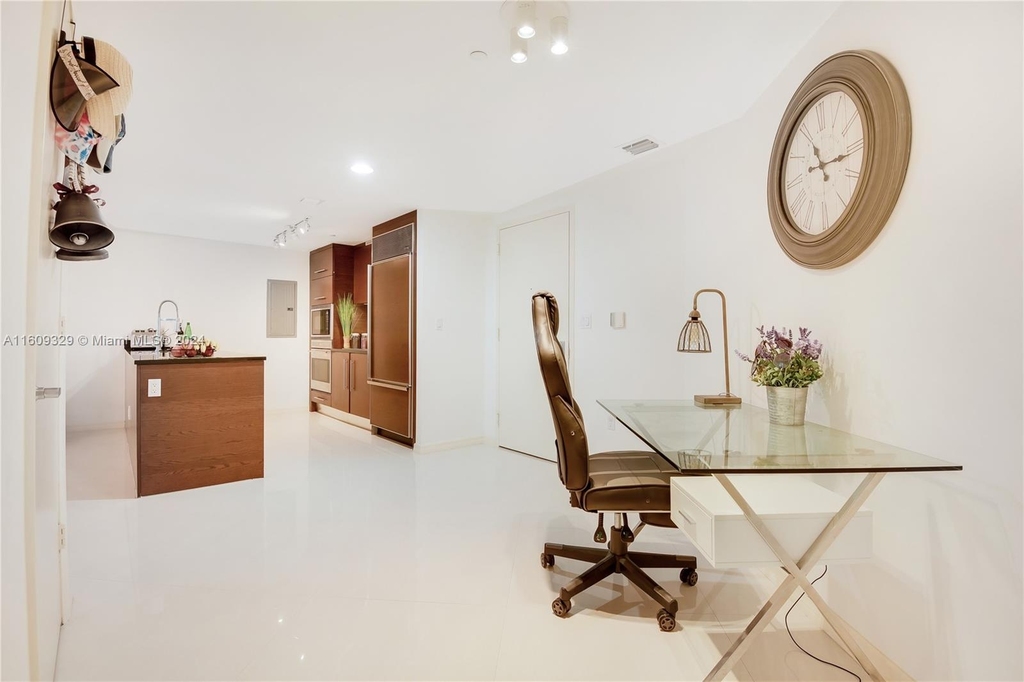 475 Brickell Ave - Photo 12