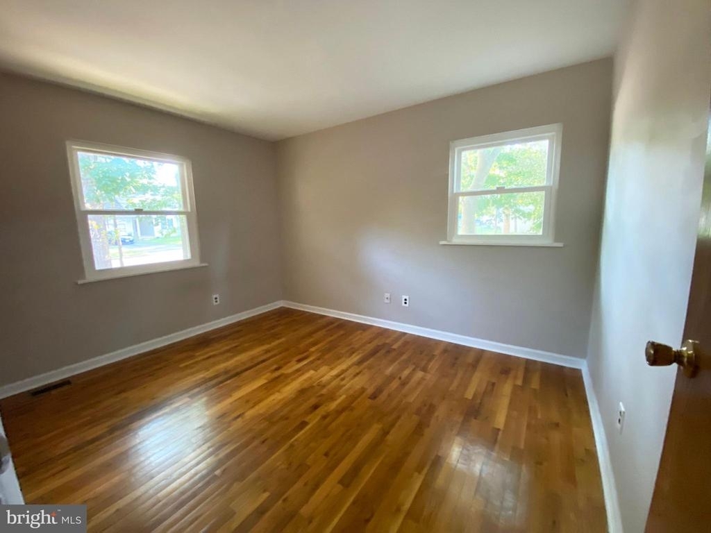 1217 Canal Ave - Photo 18