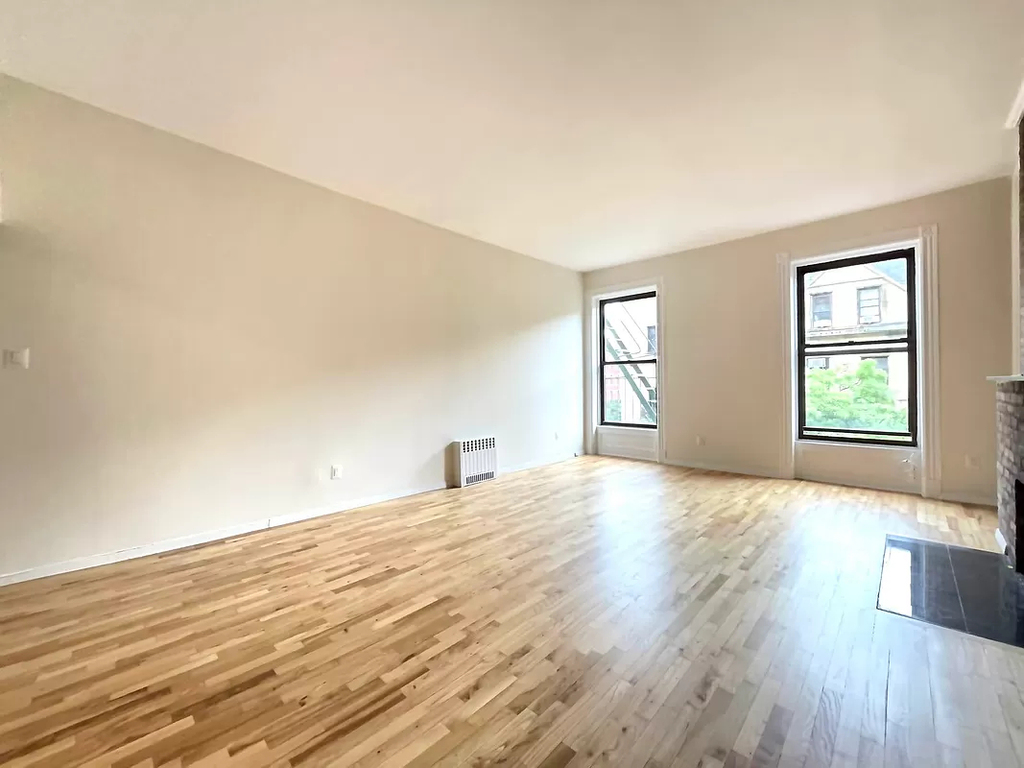 West 73rd Street & Columbus Ave - Photo 6