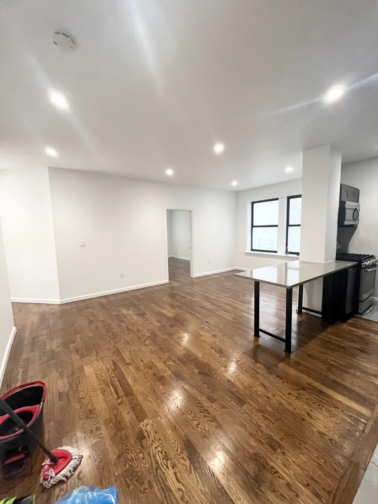 601 West 176th Street - Photo 3