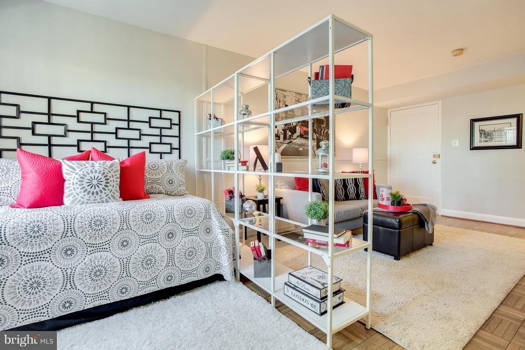 1565 N Colonial Ter - Photo 4