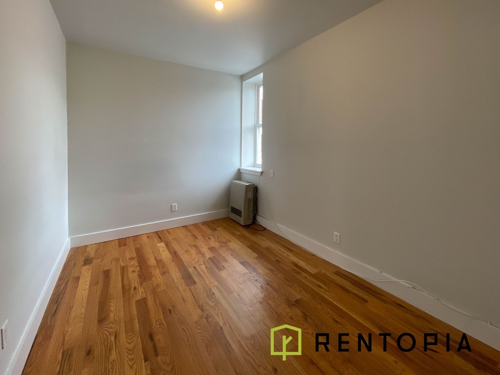161 Maujer Street - Photo 9