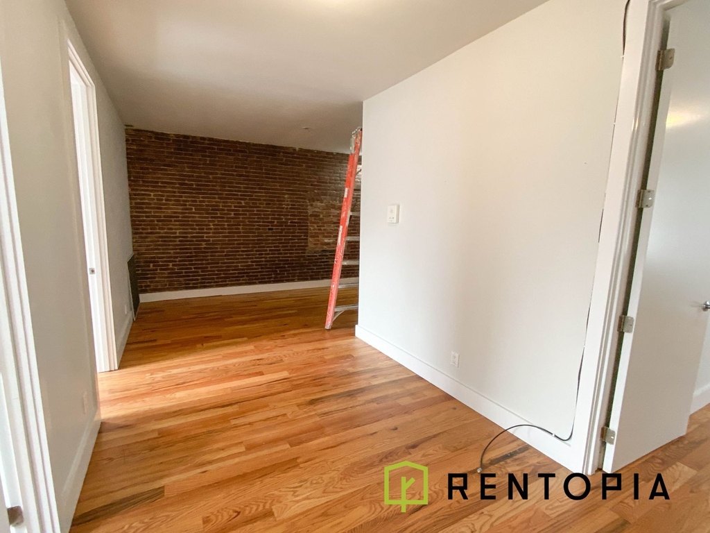 161 Maujer Street - Photo 6