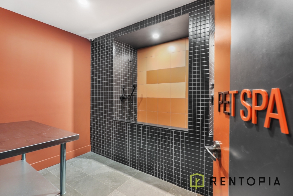 824 Lexington Avenue - Photo 11