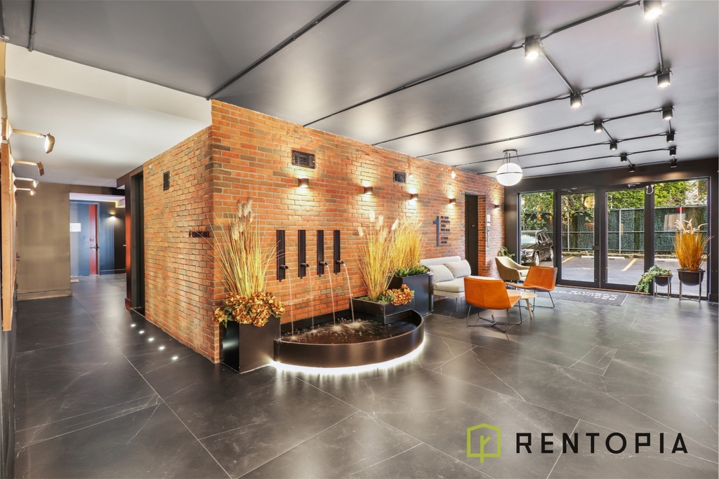 824 Lexington Avenue - Photo 14