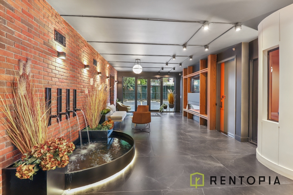 824 Lexington Avenue - Photo 13