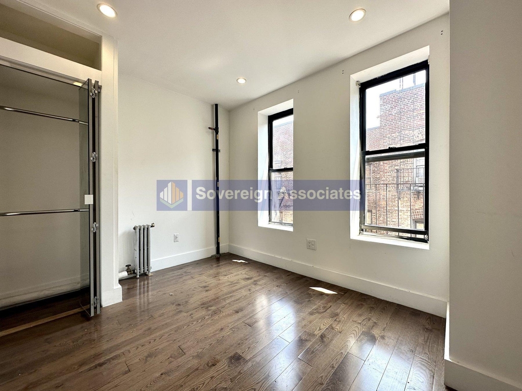 4 Saint Nicholas Terrace - Photo 10