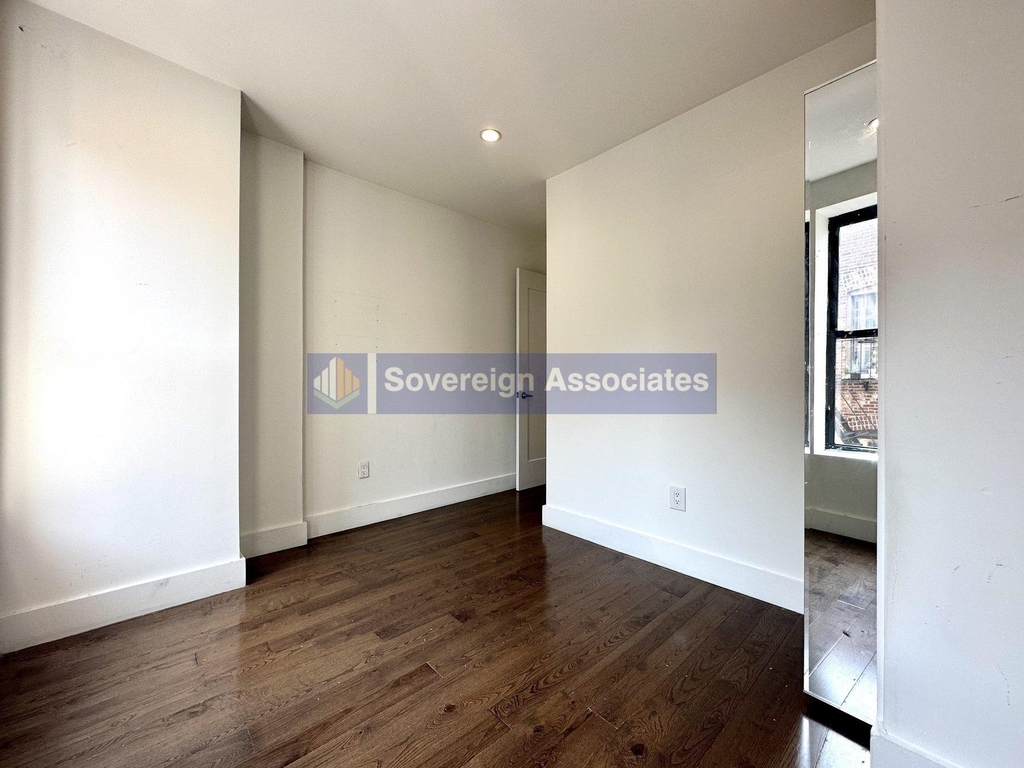 4 Saint Nicholas Terrace - Photo 11