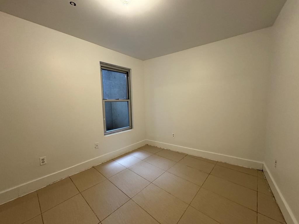 16 Meserole Street - Photo 6