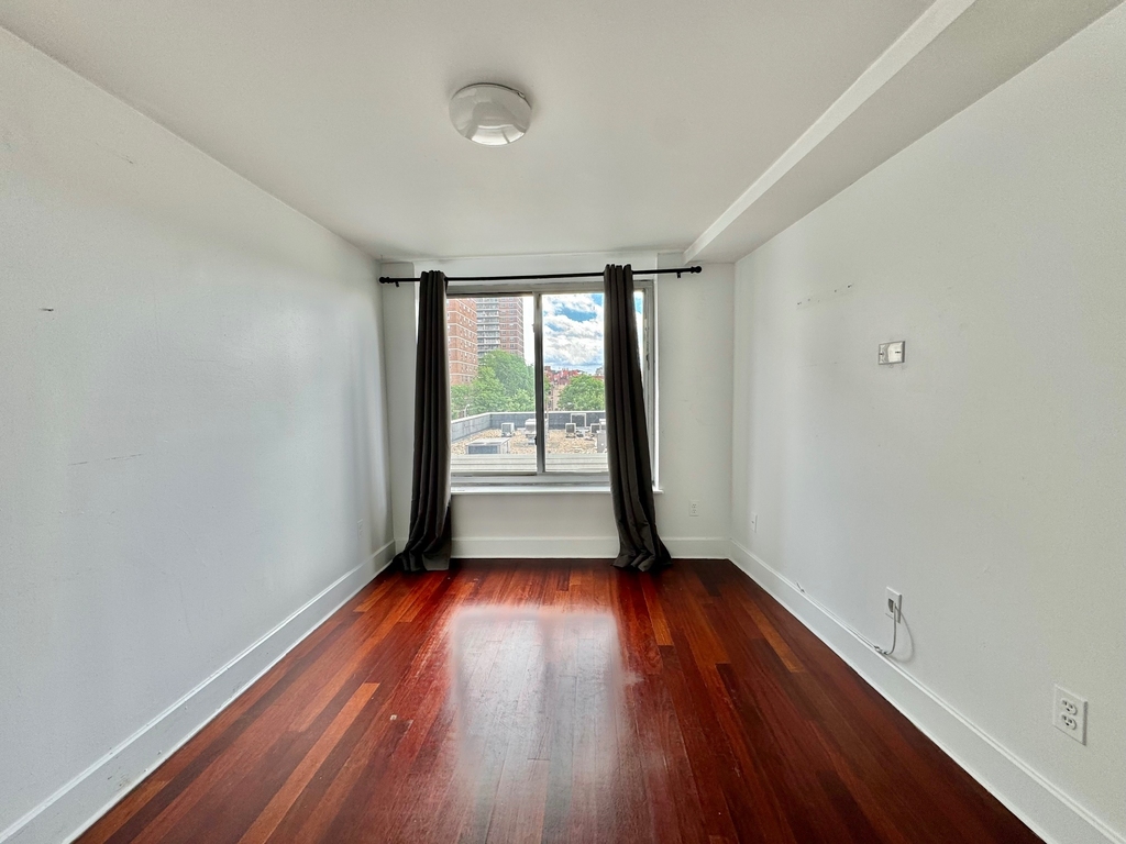 16 Meserole Street - Photo 4
