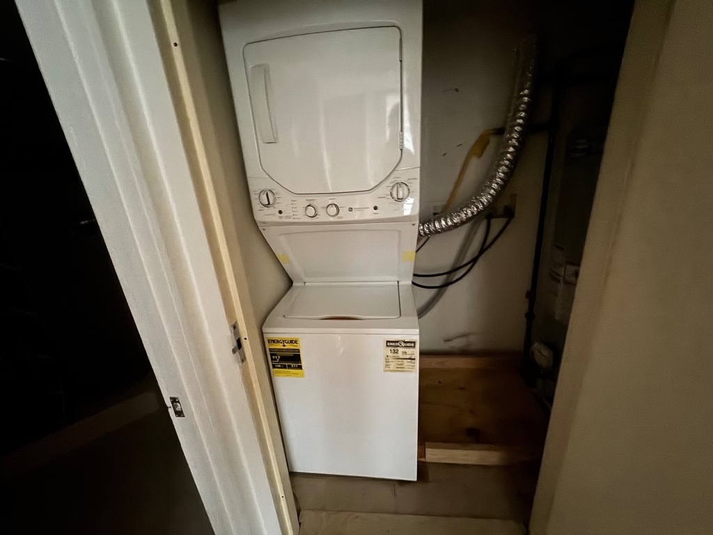 16 Meserole Street - Photo 9