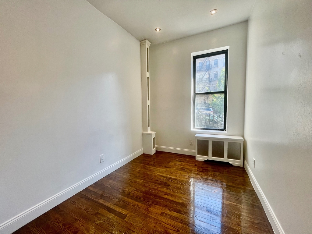 523 West 135th Street - Photo 6