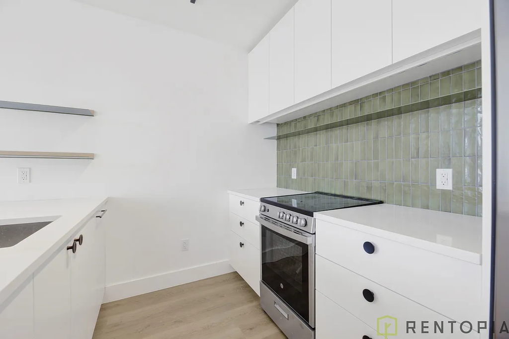 60 Cedar Street - Photo 2