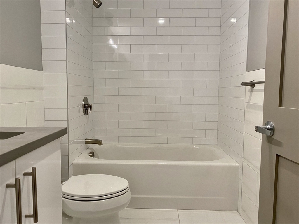 244 Hanover St. - Photo 7