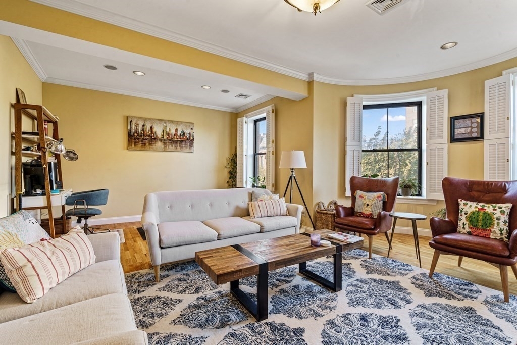 1690 Washington Street - Photo 2