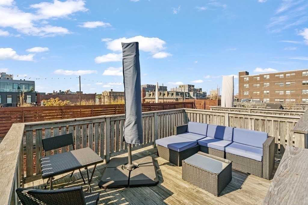 1690 Washington Street - Photo 17