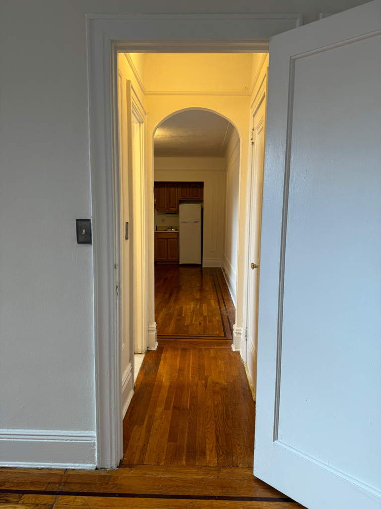 31-15 21st Avenue - Photo 11