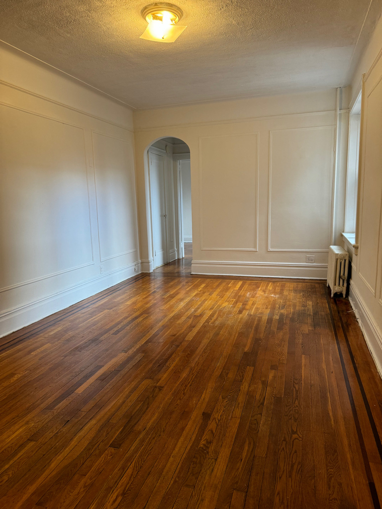 31-15 21st Avenue - Photo 15