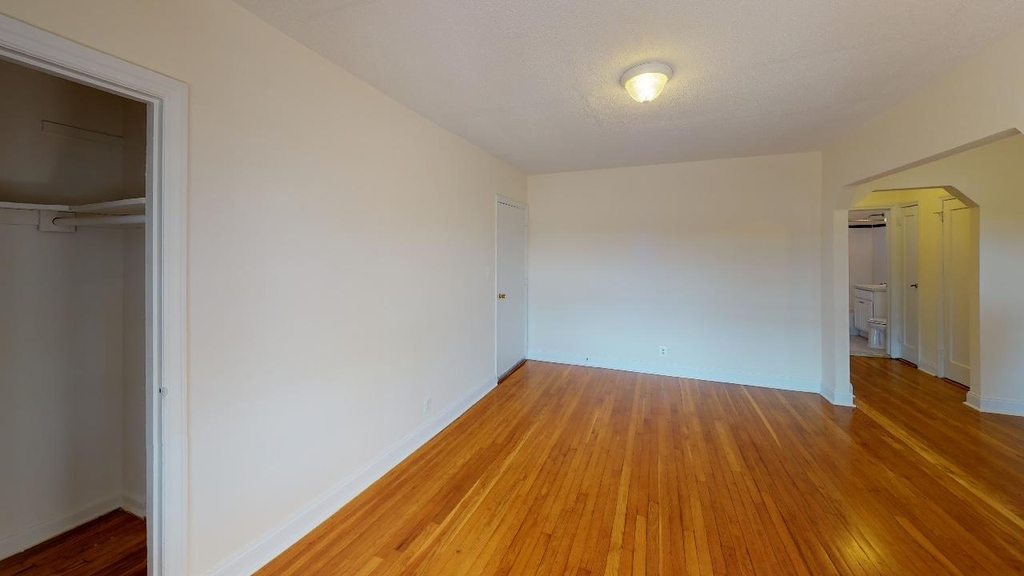 73-08 Woodhaven Blvd - Photo 4