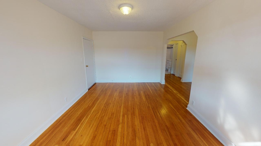 73-08 Woodhaven Blvd - Photo 3