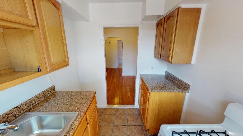 73-08 Woodhaven Blvd - Photo 6