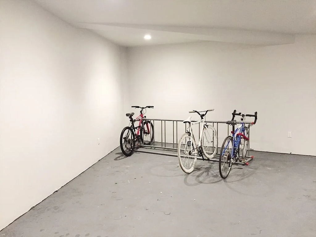 810 Flushing Avenue - Photo 14